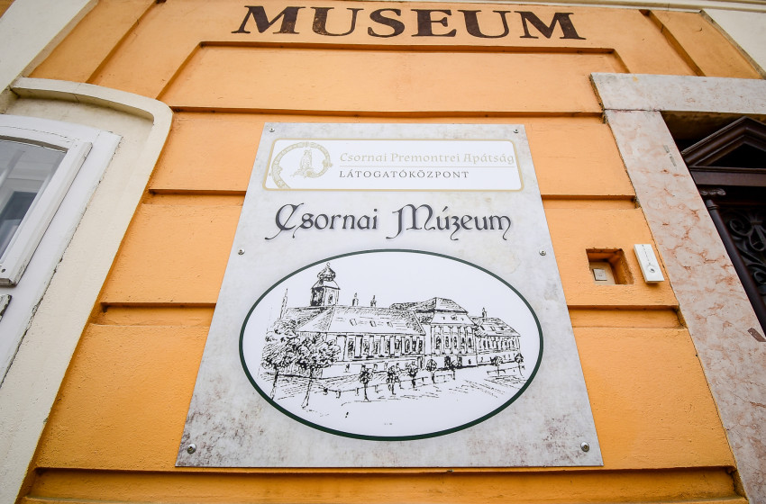 Holnaptól ismét látogatható a Csornai Múzeum