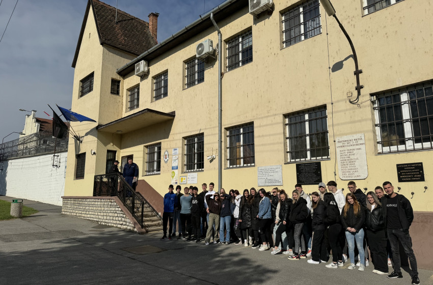 Sopronkőhidai Fegyház és Börtönben a csornai diákok
