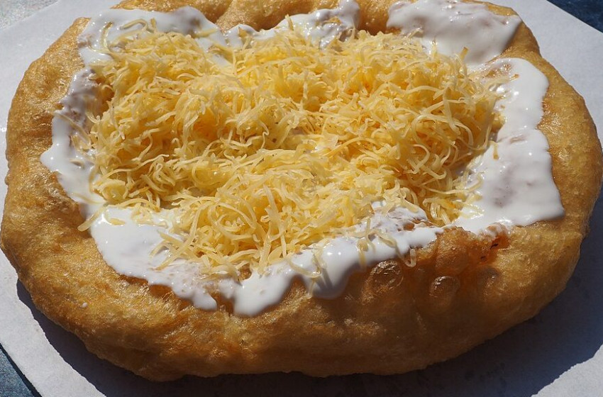 Készítsünk otthon joghurtos lángost egyszerűen