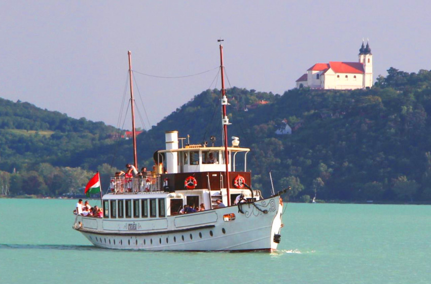 Elkezdődött a főszezon a balatoni hajózásban