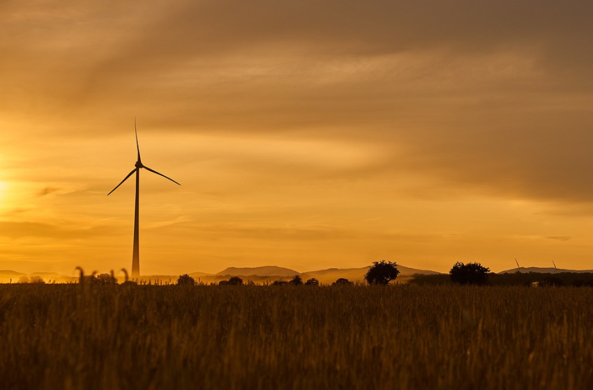 Megerősödik a szél, de enyhe, napos idő lesz