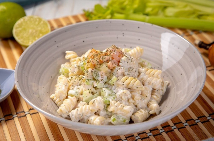 Gyors és egyszerű tésztasaláta, ha valami könnyűre vágyunk az ünnepek után 