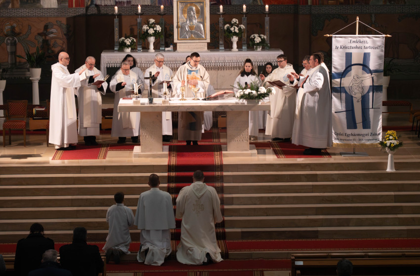 Zsinati zászló és lelki megújulás – Meghitt esemény Csornán