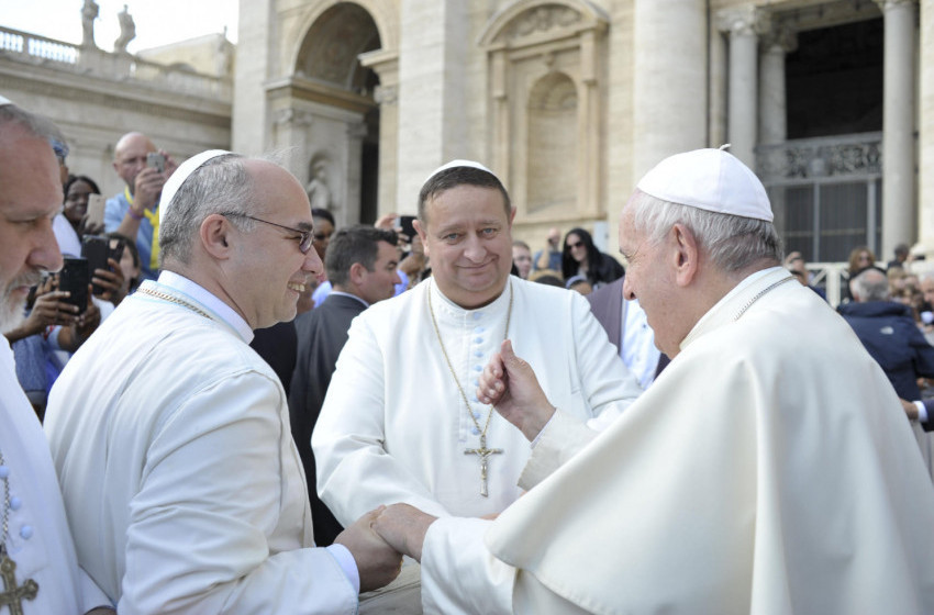 Fazakas Márton apát: Méltóságteljes és megrendítő a légkör Róma utcáin