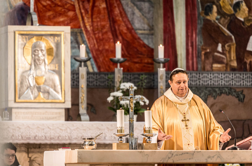 Újraválasztották Fazakas Márton apátot a csornai premontreiek élére