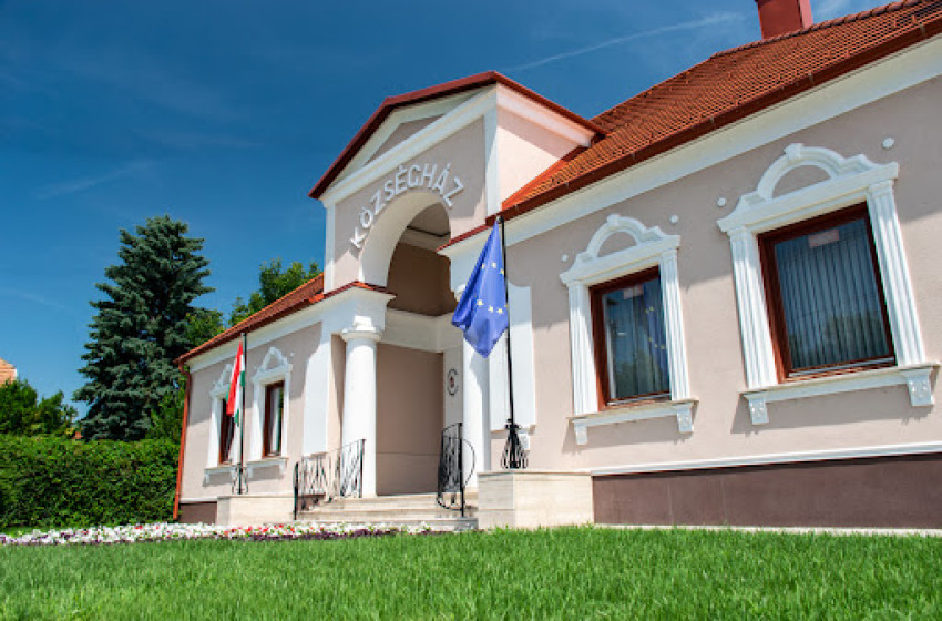 Szent Mihály-napi ünnep Fehértón – hagyomány, zene és közösségi élmények