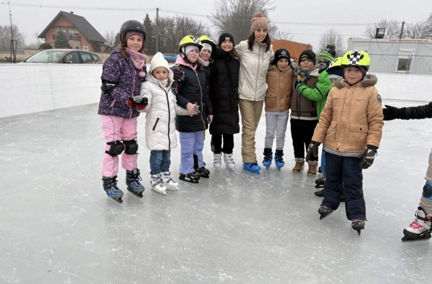 Megnyílt a Babóti Jégkorszak jégpálya - vidám csúszkálással indult a szezon