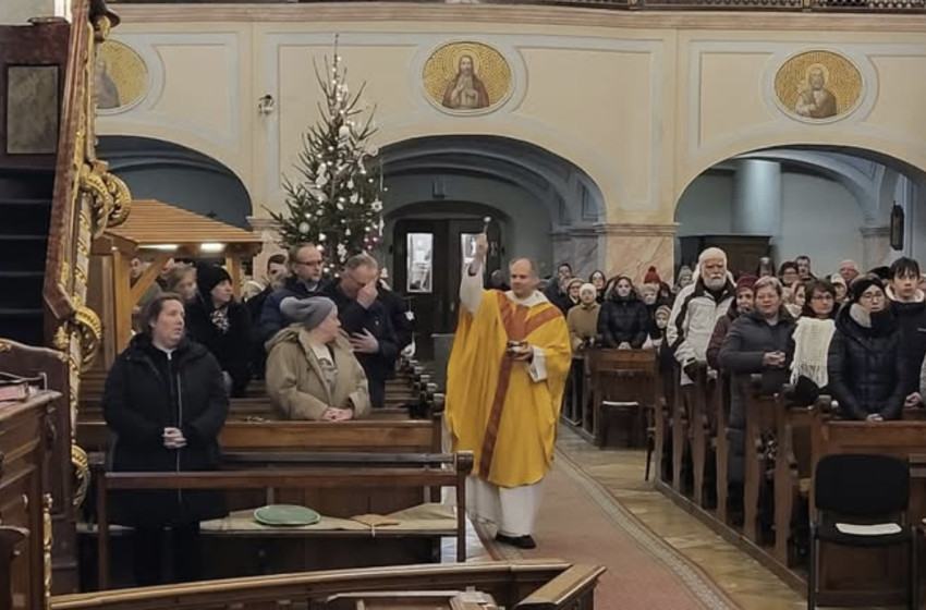 Vízkereszti ünnepi szentmise és vízszentelés a Csornai Premontrei Apátságban