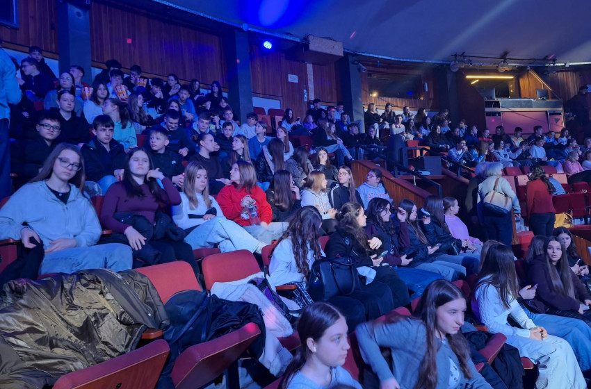 Cirkuszi varázslat a Lázár Ervin Program keretében