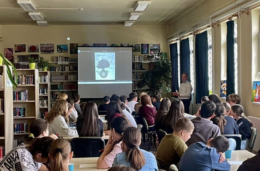 Költészet napja rendhagyó irodalomórával Rábapatonán