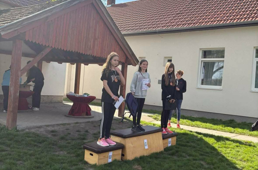 Sikeresen zajlott a Tiszta Szívvel mezei futóverseny Rábacsécsényben