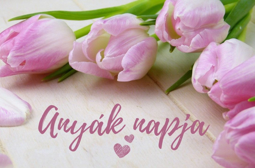 Anyák napi ünnepség Mihályiban