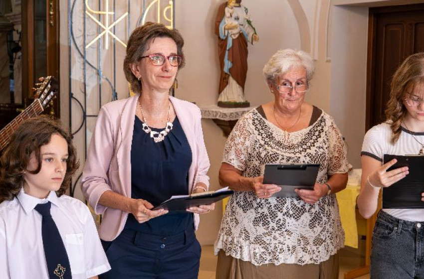 Megnyílt a Keresztény Hét Csornán – Carlo Acutis és az eucharisztikus csodák állnak a középpontban