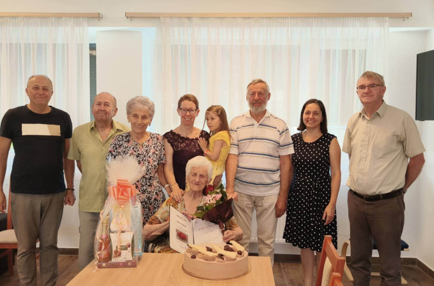 Születésnapi köszöntés Kapuváron