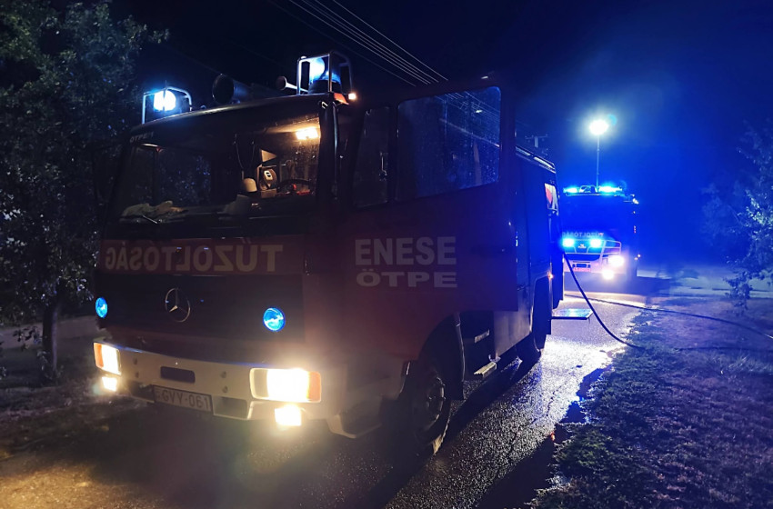 Farakás gyulladt ki Rábacsécsényben, a tűzoltók gyors beavatkozására volt szükség